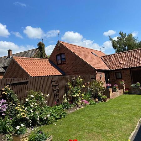 Willow Tree Cottages Newark-on-Trent  Bagian luar foto